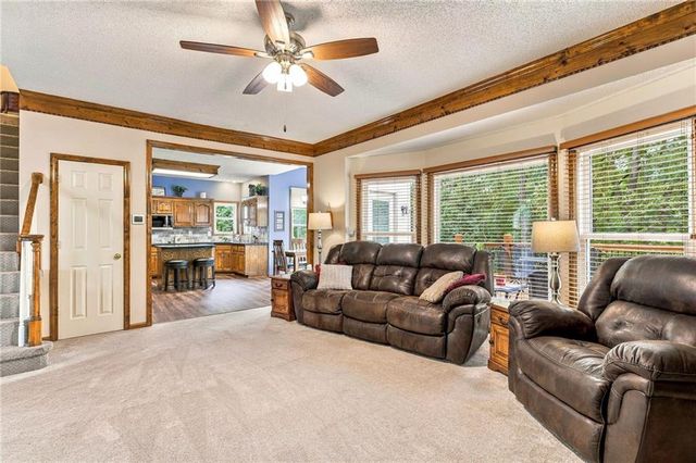 15511 Beverly Street, Overland Park, KS 66223