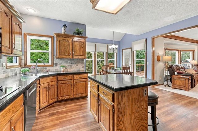 15511 Beverly Street, Overland Park, KS 66223