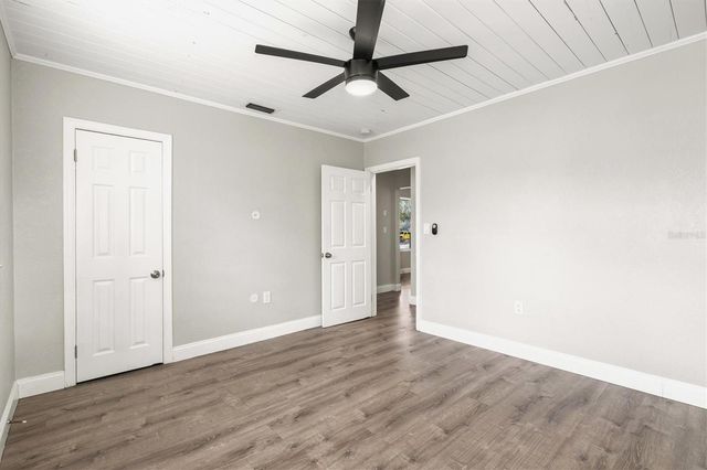 2586 TAMI SOLA STREET, Sarasota, FL 34237