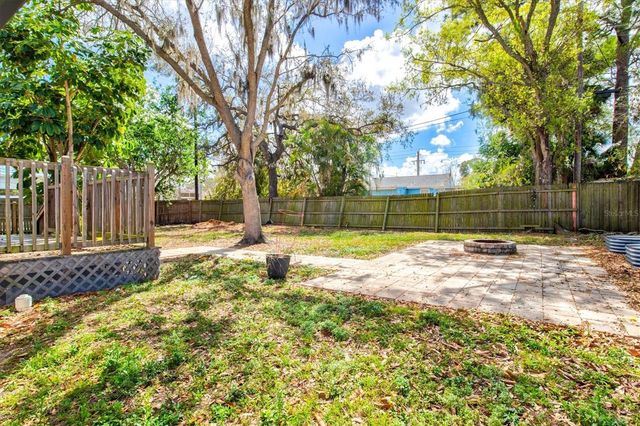2586 TAMI SOLA STREET, Sarasota, FL 34237