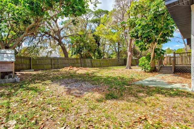 2586 TAMI SOLA STREET, Sarasota, FL 34237