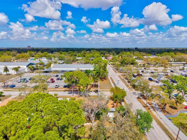 2586 TAMI SOLA STREET, Sarasota, FL 34237