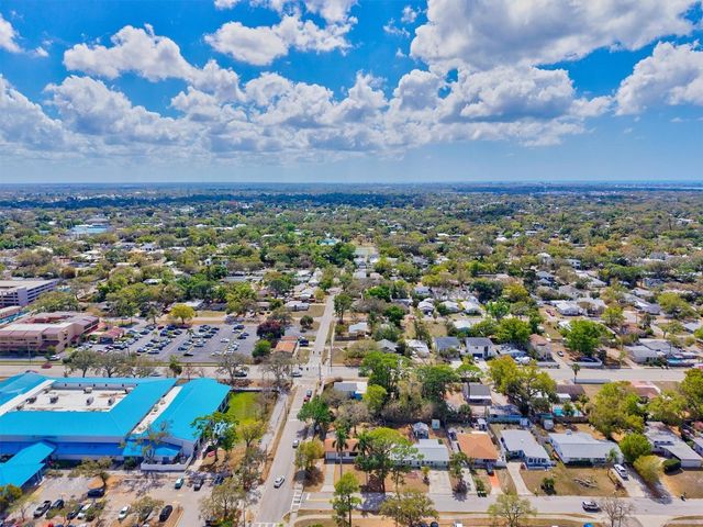 2586 TAMI SOLA STREET, Sarasota, FL 34237