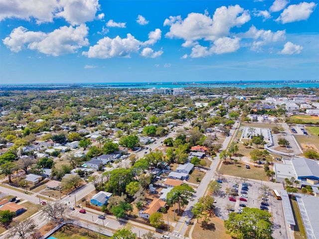 2586 TAMI SOLA STREET, Sarasota, FL 34237