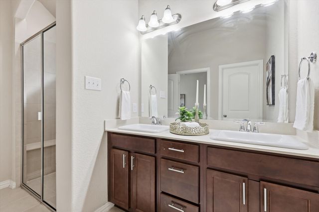 11512 Skylor Avenue, Mckinney, TX 75071