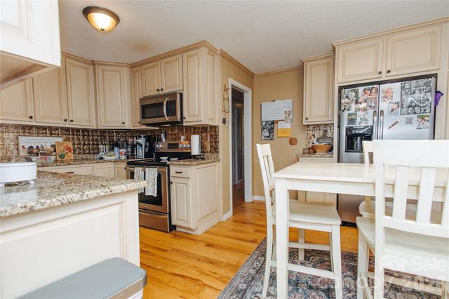 341 Bond Street, Marion, NC 28752