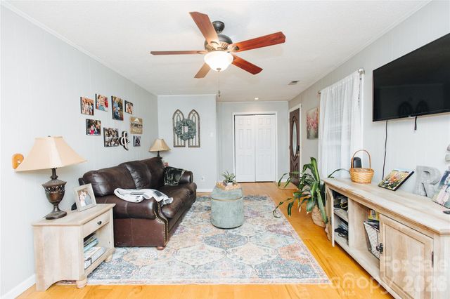 341 Bond Street, Marion, NC 28752
