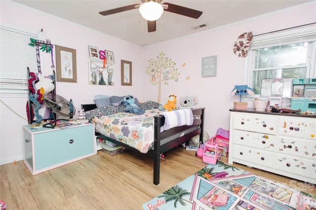 341 Bond Street, Marion, NC 28752