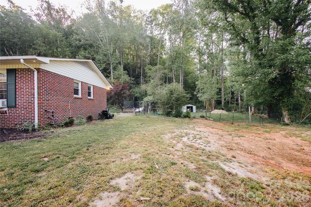 341 Bond Street, Marion, NC 28752