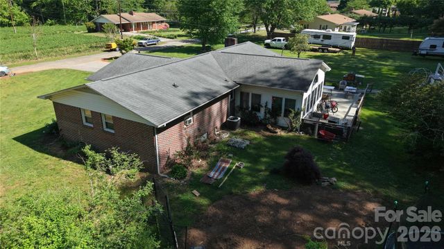 341 Bond Street, Marion, NC 28752