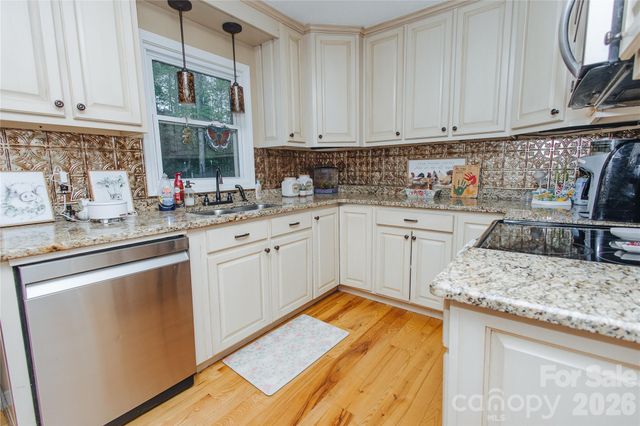 341 Bond Street, Marion, NC 28752