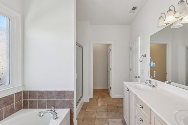 288 Augusta Ave, Pleasant View, TN 37146