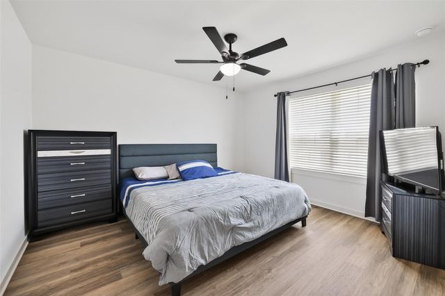 4320 Rustling Aspen Drive, Rosenberg, TX 77469