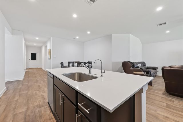 4320 Rustling Aspen Drive, Rosenberg, TX 77469