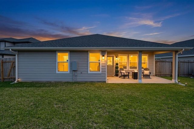 4320 Rustling Aspen Drive, Rosenberg, TX 77469