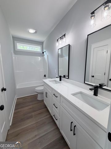 1129 Mulberry Place, Dudley, GA 31022