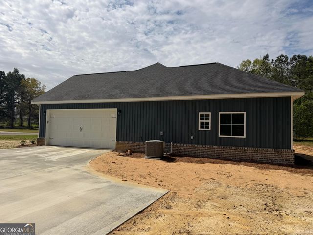 1129 Mulberry Place, Dudley, GA 31022