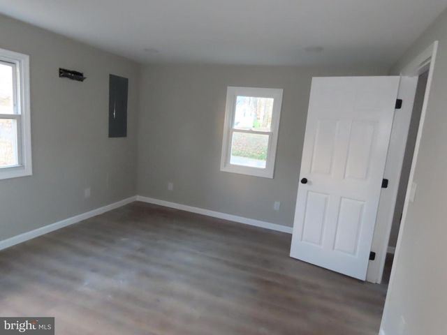 25555 FRONT ST, Milton, DE 19968