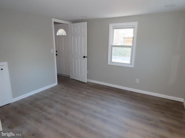 25555 FRONT ST, Milton, DE 19968