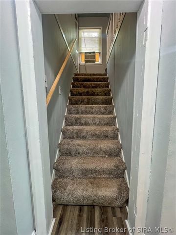 1672 Garretson Lane, New Albany, IN 47150