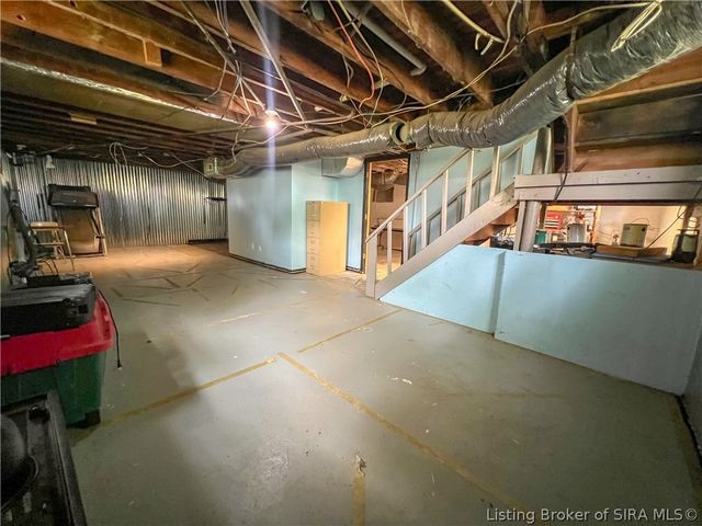 1672 Garretson Lane, New Albany, IN 47150