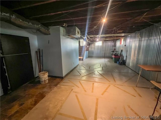 1672 Garretson Lane, New Albany, IN 47150