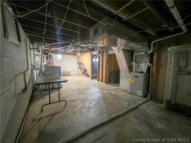 1672 Garretson Lane, New Albany, IN 47150