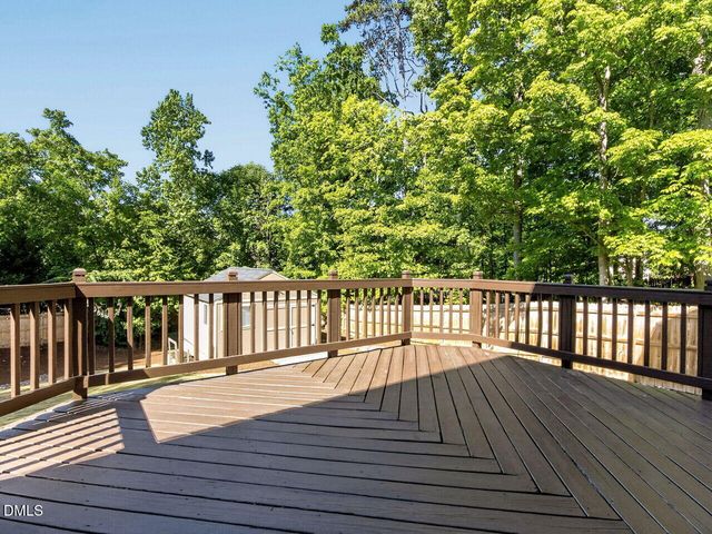 111 Vashon Court, Cary, NC 27513