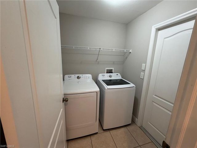 2325 NW 25th TER, Cape Coral, FL 33993