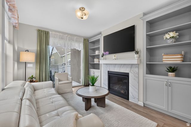 6089 W STONE MOUNT WAY, South Jordan, UT 84009