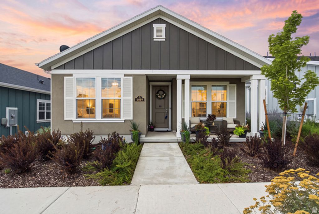 6089 W STONE MOUNT WAY, South Jordan, UT 84009