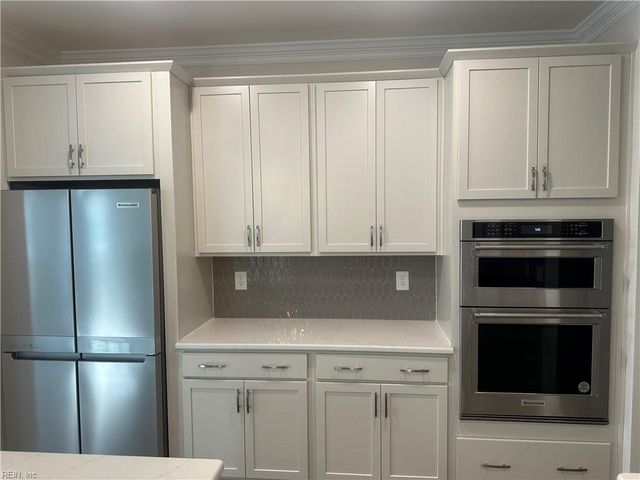 1348 Narrow WAY, Virginia Beach, VA 23451