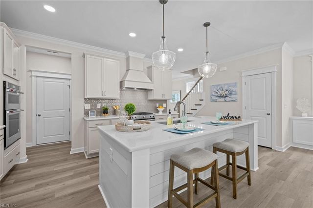 1348 Narrow WAY, Virginia Beach, VA 23451