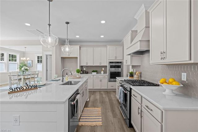 1348 Narrow WAY, Virginia Beach, VA 23451