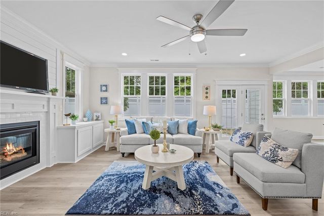 1348 Narrow WAY, Virginia Beach, VA 23451