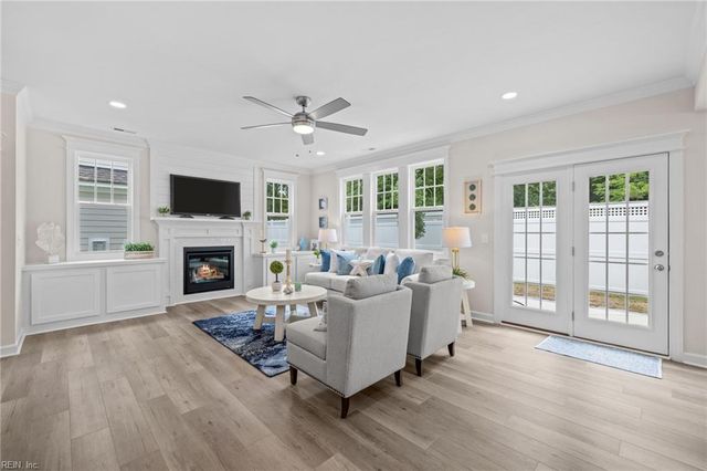 1348 Narrow WAY, Virginia Beach, VA 23451