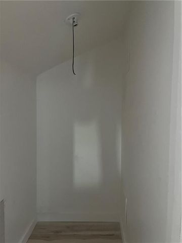 1503 Macvicar Avenue, Topeka, KS 6660