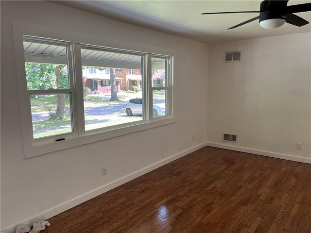 1503 Macvicar Avenue, Topeka, KS 6660