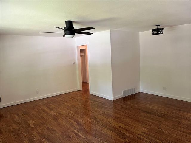 1503 Macvicar Avenue, Topeka, KS 6660