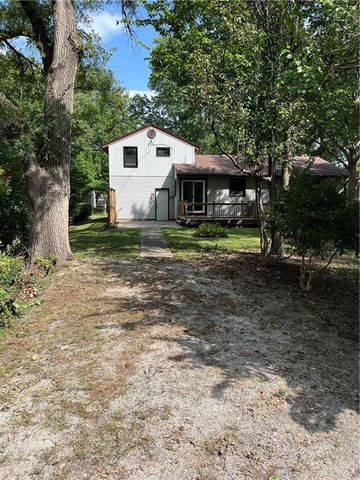 1503 Macvicar Avenue, Topeka, KS 6660