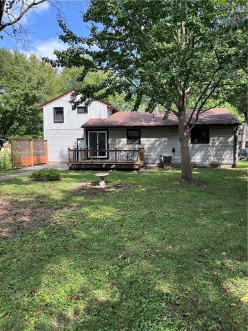 1503 Macvicar Avenue, Topeka, KS 6660