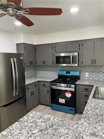 1503 Macvicar Avenue, Topeka, KS 6660