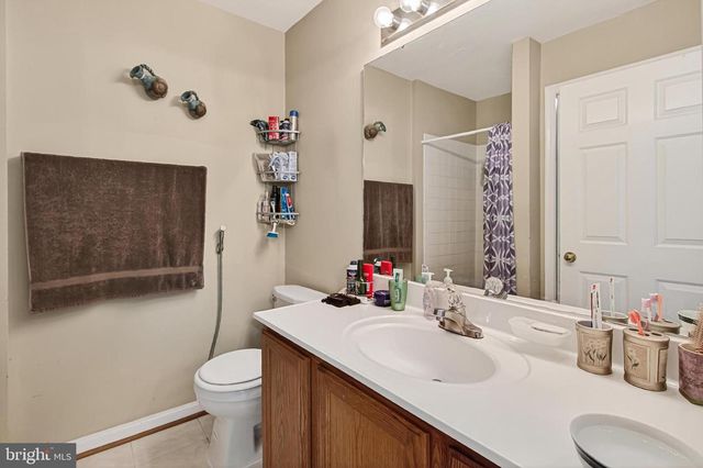 8602 WALCOTT CT, Manassas, VA 20111
