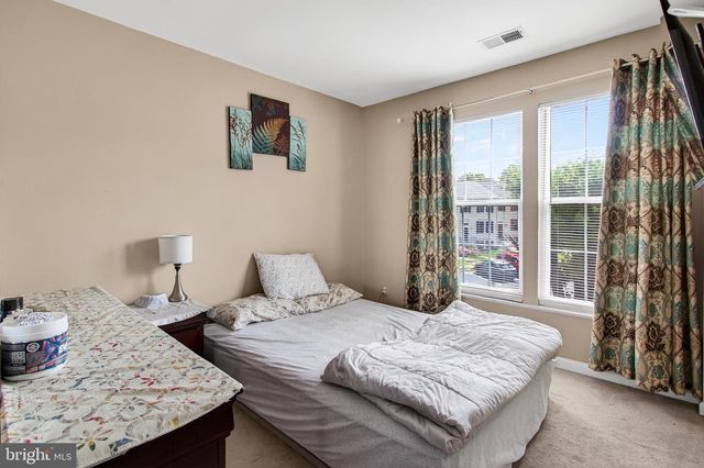 8602 WALCOTT CT, Manassas, VA 20111