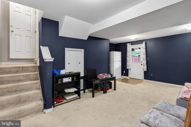 8602 WALCOTT CT, Manassas, VA 20111