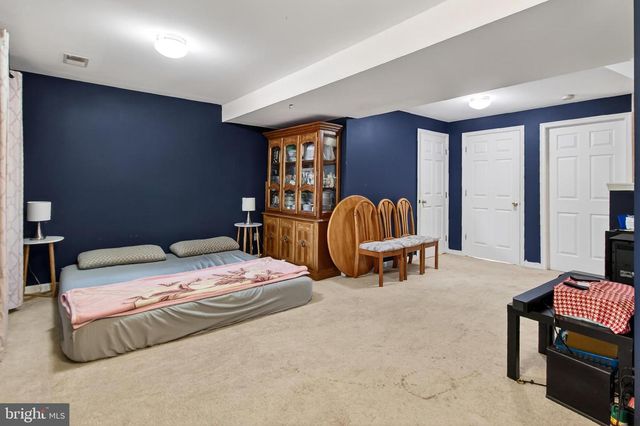 8602 WALCOTT CT, Manassas, VA 20111