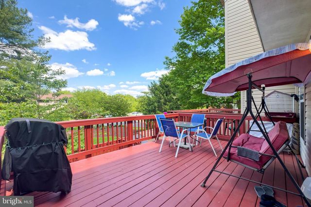 8602 WALCOTT CT, Manassas, VA 20111