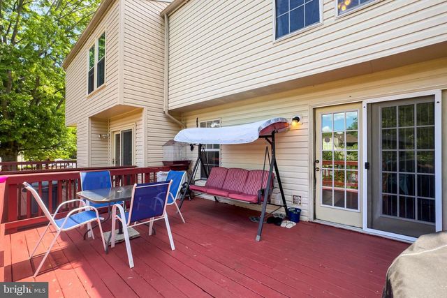 8602 WALCOTT CT, Manassas, VA 20111