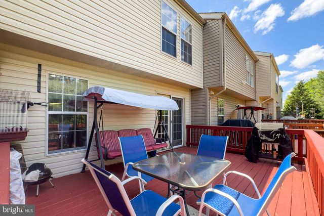 8602 WALCOTT CT, Manassas, VA 20111