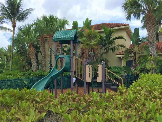 15065 Michelangelo Boulevard 202, Delray Beach, FL 33446